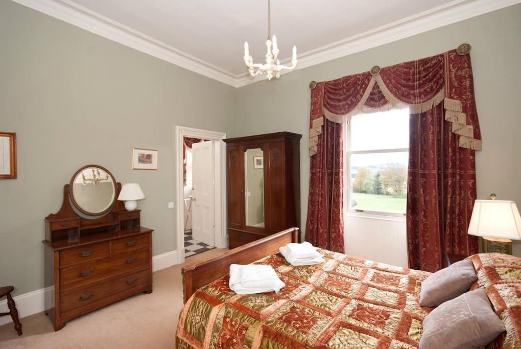 Villa Toftcombs Mansion House à Biggar Extérieur photo