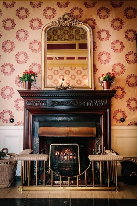 Villa Toftcombs Mansion House à Biggar Extérieur photo